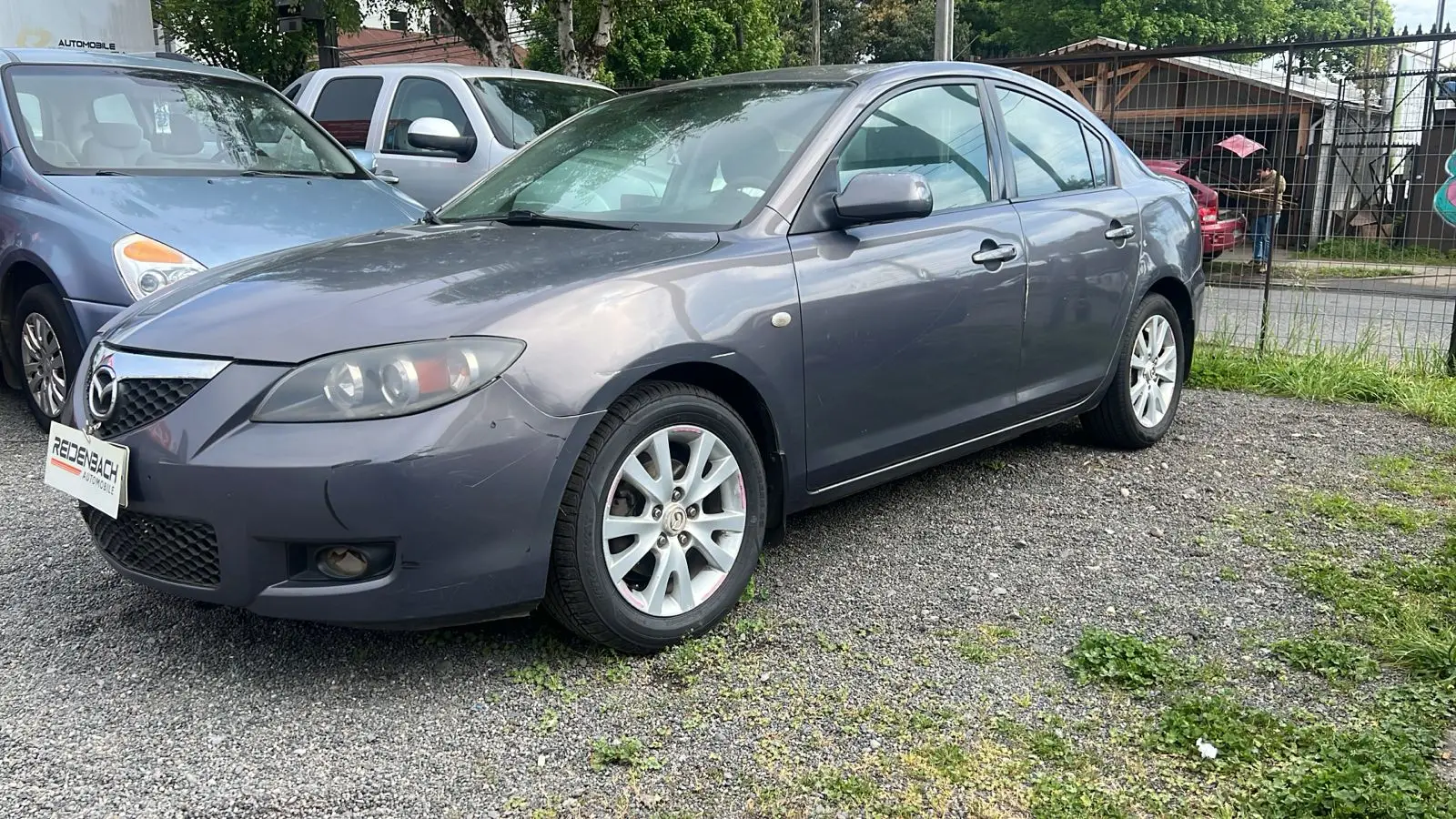 Mazda 3 Sedan — foto 2 de 6