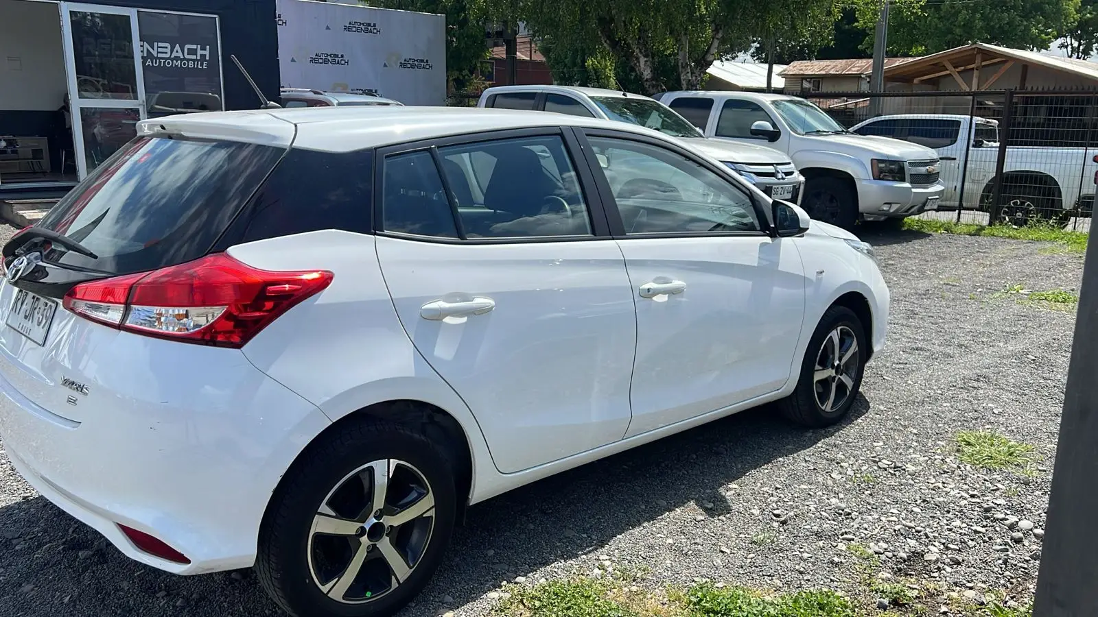 Toyota Yaris Sport — foto 4 de 7