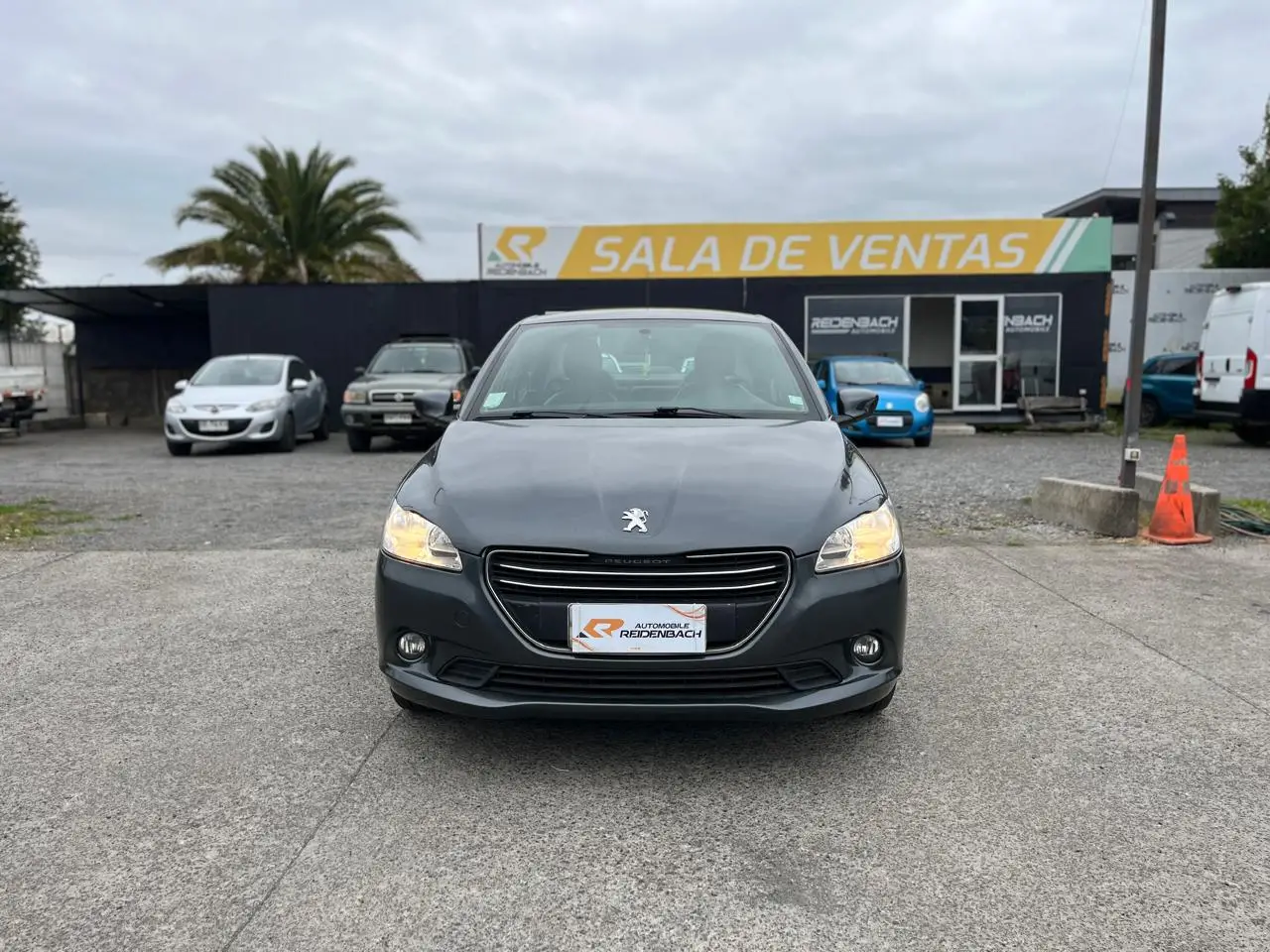 Peugeot 301 — foto 1 de 9