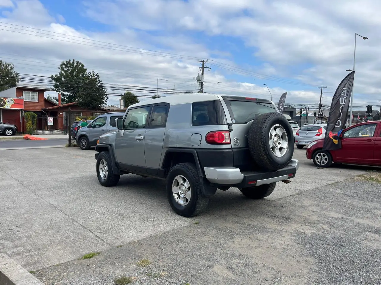 Toyota Fj Cruiser — foto 3 de 9